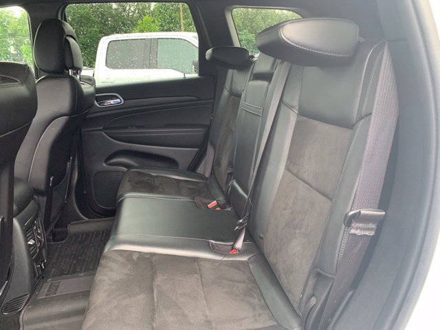 Used 2022 Jeep Grand Cherokee Laredo X AWD/4WD image 19