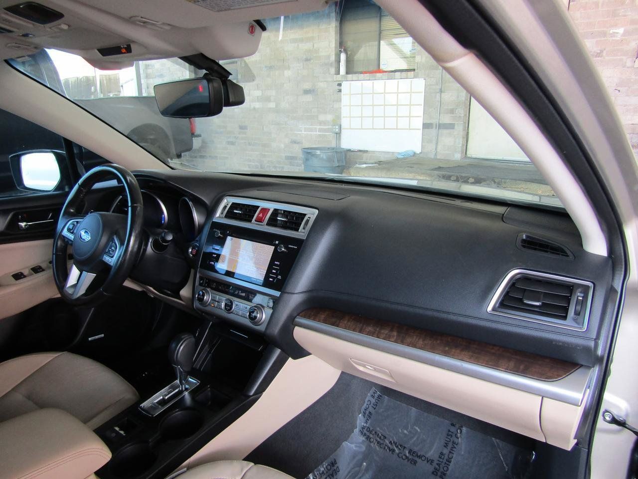 Used 2017 Subaru Outback 3.6R Limited AWD/4WD image 11