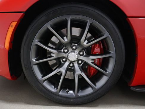 Used 2013 SRT Viper GTS w/ GTS Laguna Interior Pkg image 17