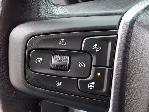 Used 2021 GMC Yukon SLT w/ SLT Premium Package image 25