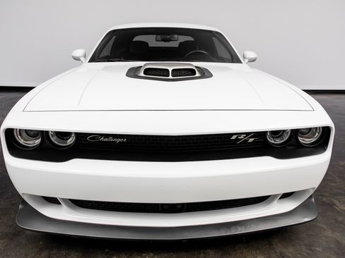 Used 2023 Dodge Challenger R/T Scat Pack RWD image 7