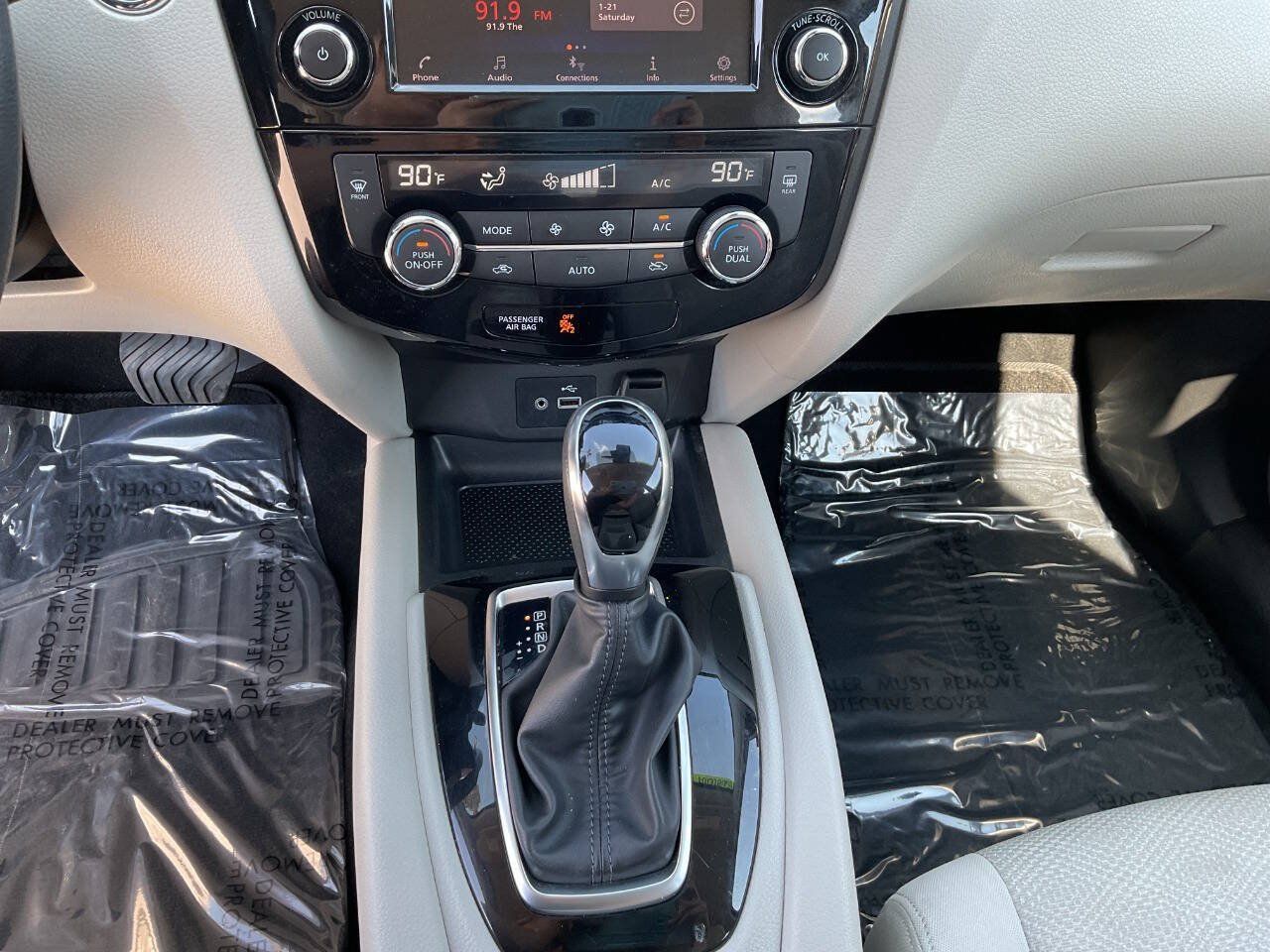 Used 2019 Nissan Rogue Sport SV FWD image 22
