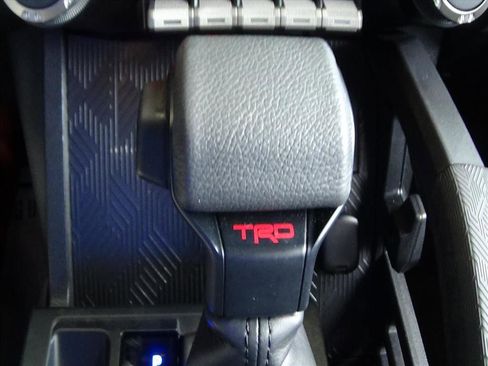 Used 2025 Toyota Tacoma TRD Off-Road image 29