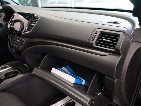 Used 2022 Honda Pilot TrailSport image 47