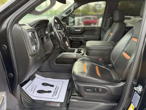 Used 2023 GMC Sierra 2500 AT4 image 18