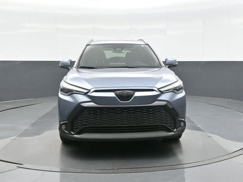 Used 2024 Toyota Corolla Cross XSE w/ Convenience Package image 3