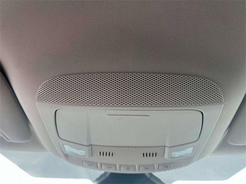 Used 2024 Ford Edge Titanium image 37