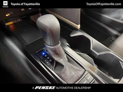 Used 2025 Toyota Camry LE image 30