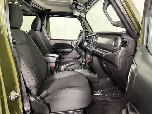 Used 2023 Jeep Wrangler Unlimited w/ Cold Weather Group AWD/4WD image 37