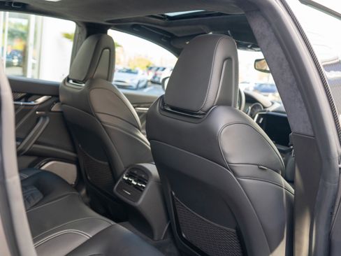 Used 2022 Maserati Ghibli Trofeo image 32