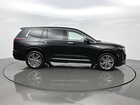 Certified 2023 Cadillac XT6 Premium Luxury w/ Technology Package AWD/4WD image 7