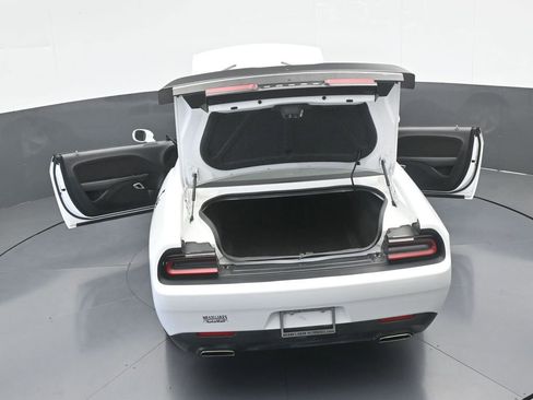 Used 2023 Dodge Challenger SXT image 60