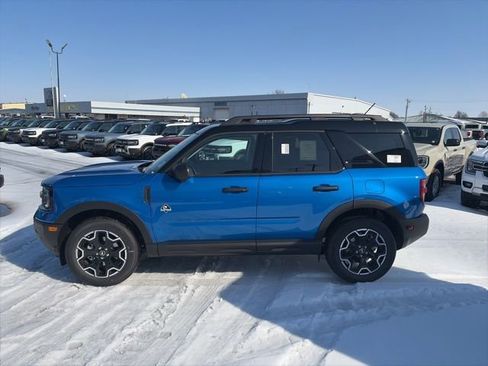 New 2026 Ford Bronco Sport Outer Banks w/ Outer Banks Tech Package+ image 3