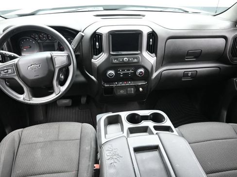 Used 2020 Chevrolet Silverado 1500 Custom Trail Boss w/ Custom Convenience Package AWD/4WD image 14