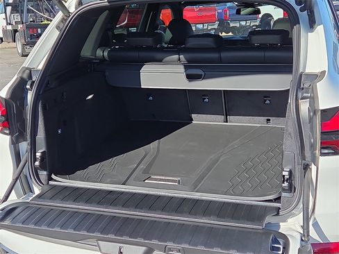 Used 2026 BMW X5 sDrive40i w/ Parking Assistance Package image 18