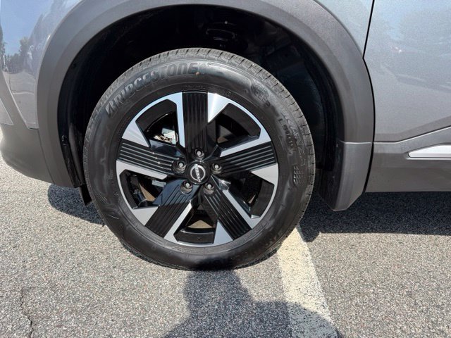 Certified 2026 Nissan Kicks SV w/ SV Premium Package AWD/4WD image 14