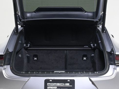 Certified 2021 Porsche Panamera image 23