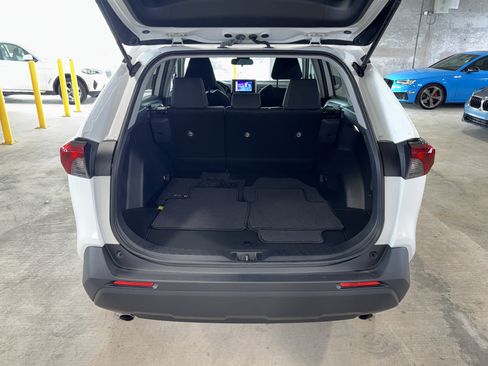 Used 2023 Toyota RAV4 LE FWD image 8