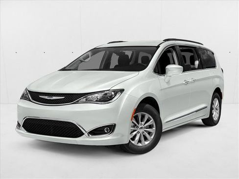 Used 2019 Chrysler Pacifica Limited image 1