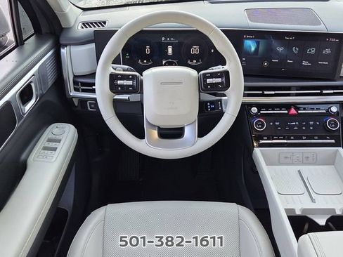 Used 2024 Hyundai Santa Fe SEL AWD/4WD image 12