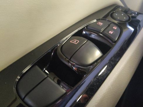Used 2023 Nissan Altima 2.5 SV FWD image 27