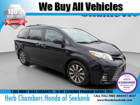 Used 2020 Toyota Sienna XLE Premium image 1