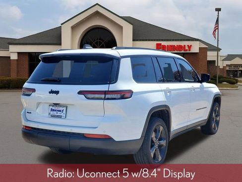 Used 2024 Jeep Grand Cherokee L Altitude AWD/4WD image 4