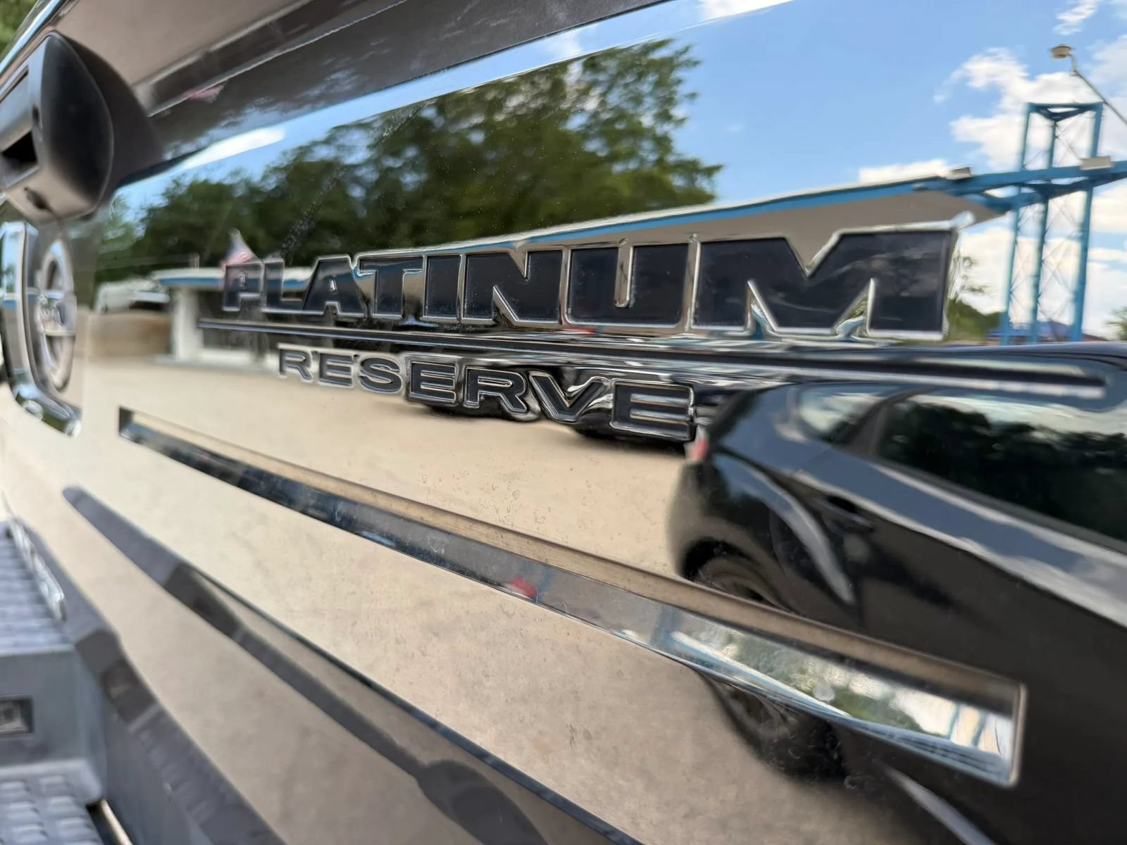 Used 2016 Nissan Titan XD AWD/4WD image 29