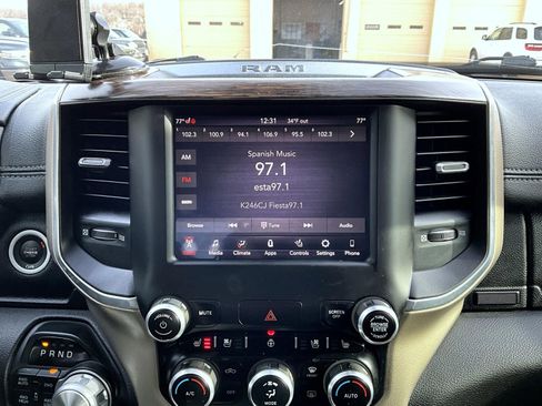 Used 2019 RAM 1500 Laramie image 14