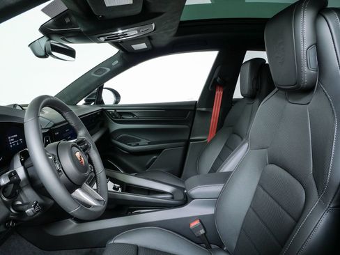New 2026 Porsche Macan GTS Electric AWD/4WD image 5