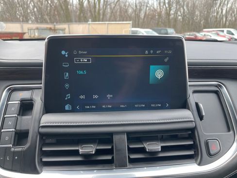 Used 2024 Chevrolet Suburban LT AWD/4WD image 11