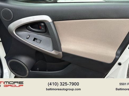 Used 2006 Toyota RAV4 Limited image 17