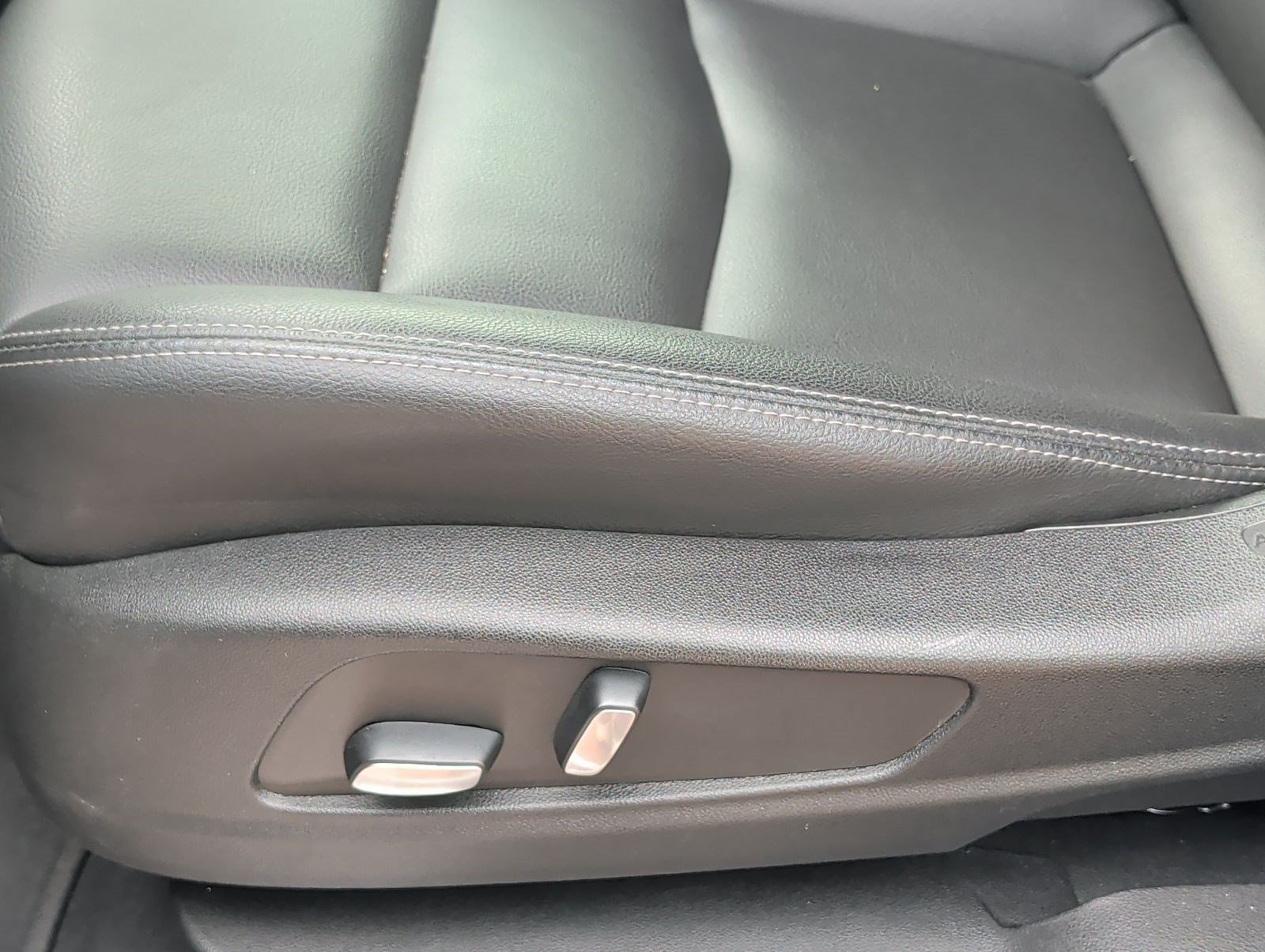 Used 2023 Cadillac XT5 Luxury FWD image 10