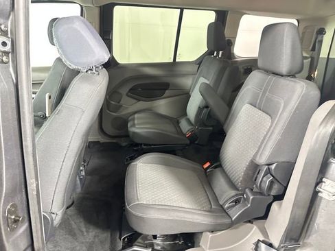 Used 2020 Ford Transit Connect XLT image 25