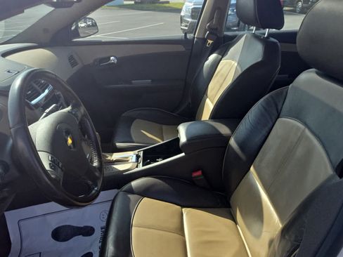 Used 2011 Chevrolet Malibu LTZ FWD image 17