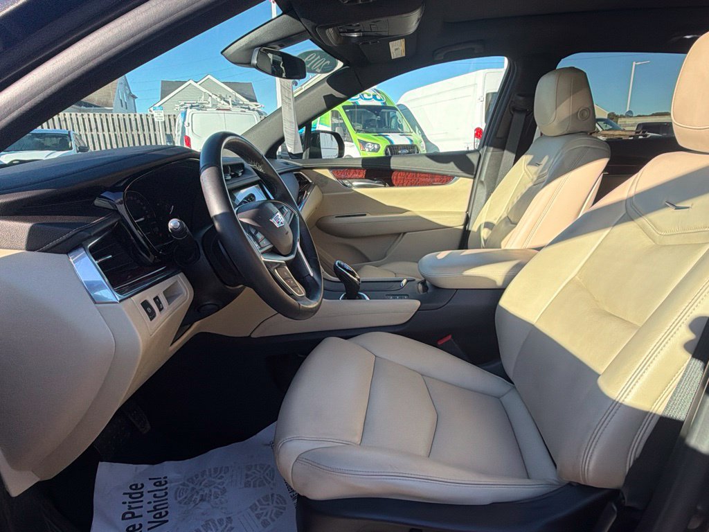 Used 2019 Cadillac XT5 Luxury AWD/4WD image 32