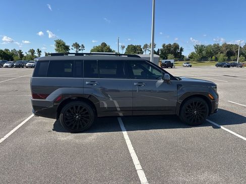 Used 2025 Hyundai Santa Fe Calligraphy FWD image 4