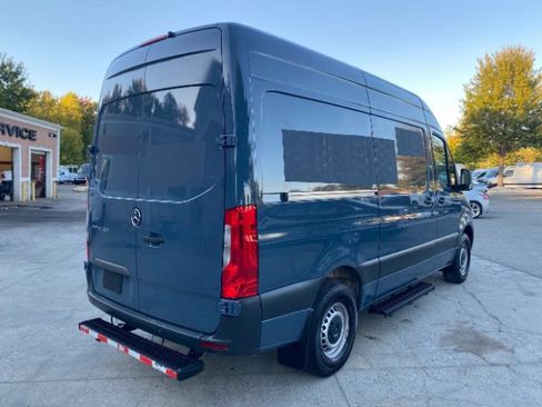 Used 2019 Mercedes-Benz Sprinter 144 image 5