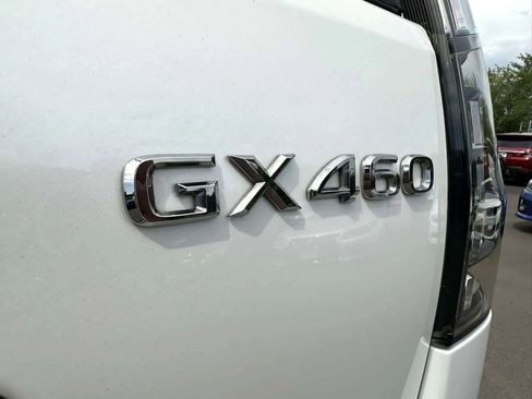 Used 2023 Lexus GX 460 Premium image 12