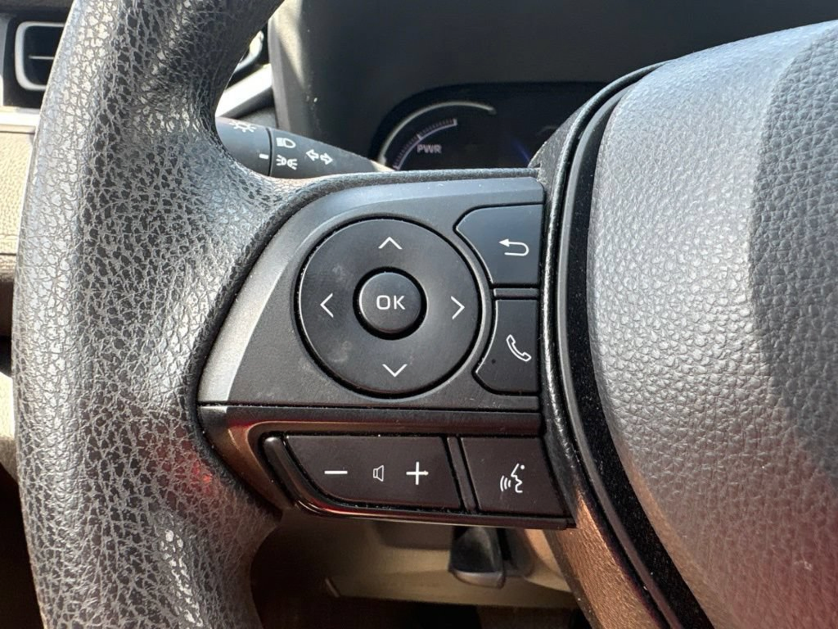 Certified 2023 Toyota RAV4 LE AWD/4WD image 14