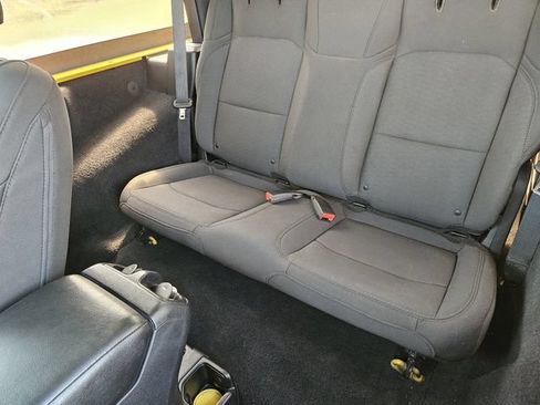Used 2019 Jeep Wrangler Sport AWD/4WD image 28