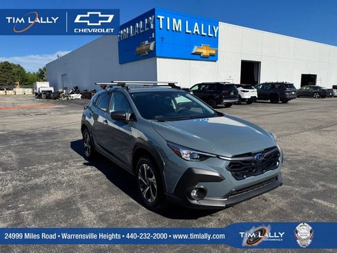 Used 2025 Subaru Crosstrek 2.5i Premium AWD/4WD image 1