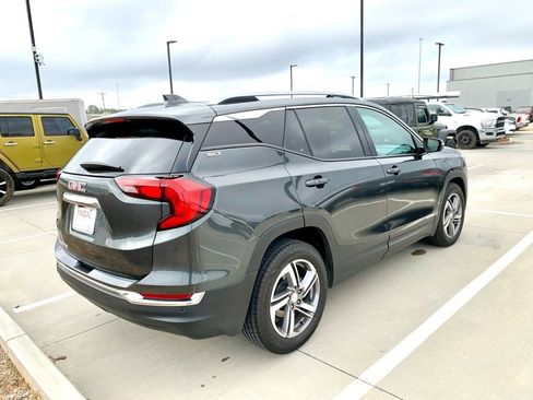 Used 2021 GMC Terrain SLT w/ Infotainment Package II image 6