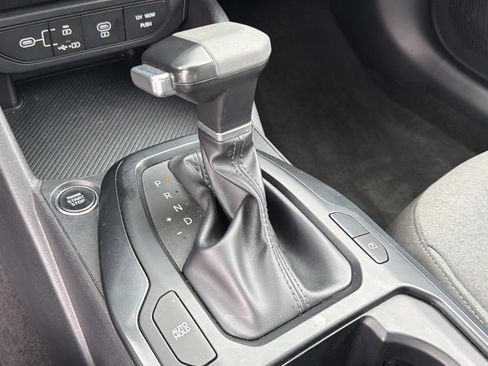 Used 2025 Kia K4 FWD image 11