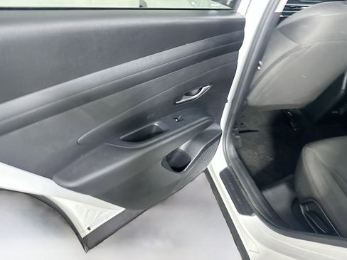 Used 2025 Hyundai Tucson SEL FWD image 25