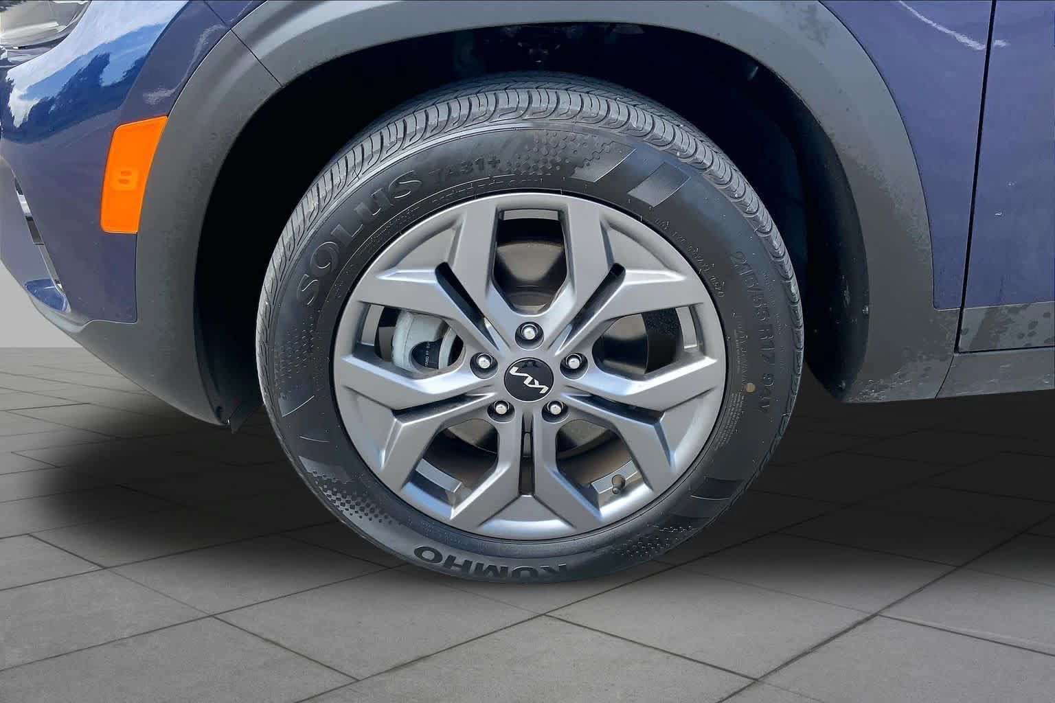 Certified 2024 Kia Seltos S AWD/4WD image 10