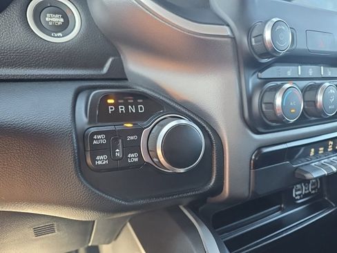 Used 2020 RAM 1500 Big Horn AWD/4WD image 16