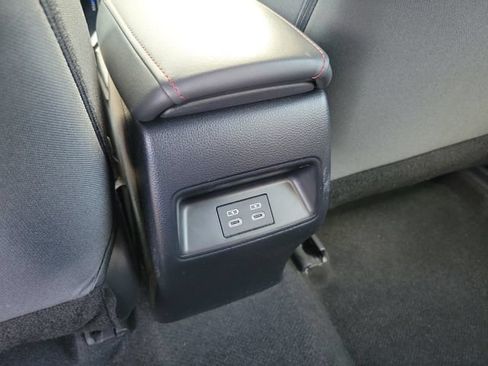 Used 2024 Toyota Corolla SE FWD image 11