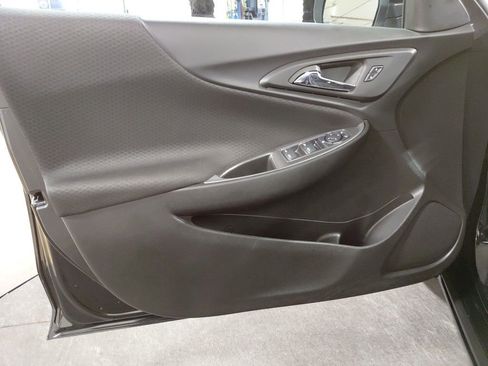 Used 2024 Chevrolet Malibu LT image 4