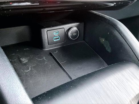 Used 2021 Ford Escape SE w/ Convenience Package image 32